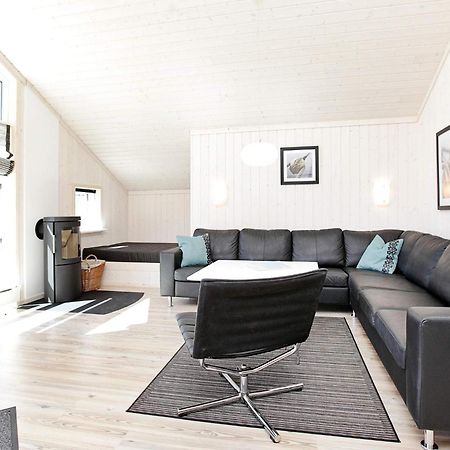 5 star holiday home in Gro enbrode Großenbrode Buitenkant foto