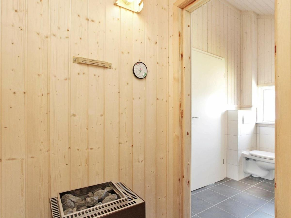 5 star holiday home in Gro enbrode Großenbrode Buitenkant foto