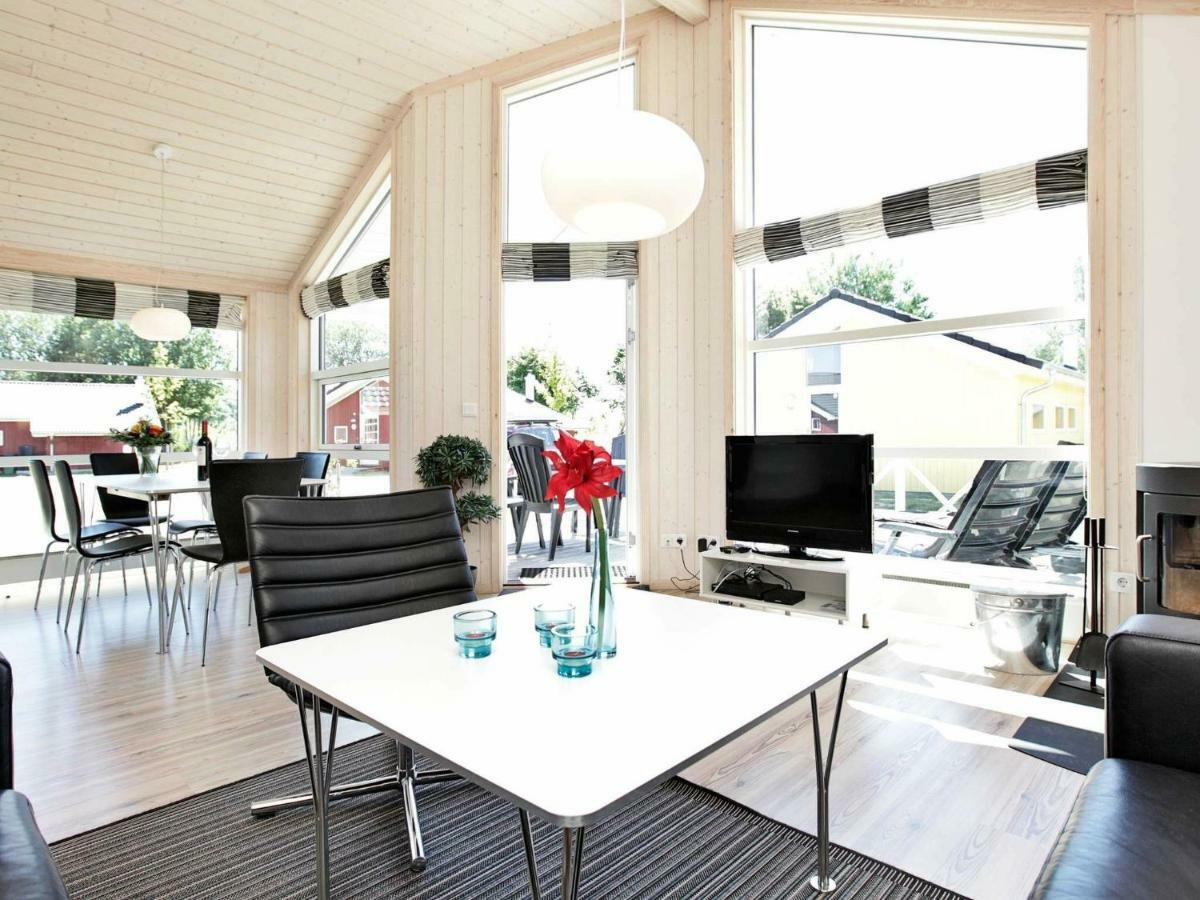 5 star holiday home in Gro enbrode Großenbrode Buitenkant foto